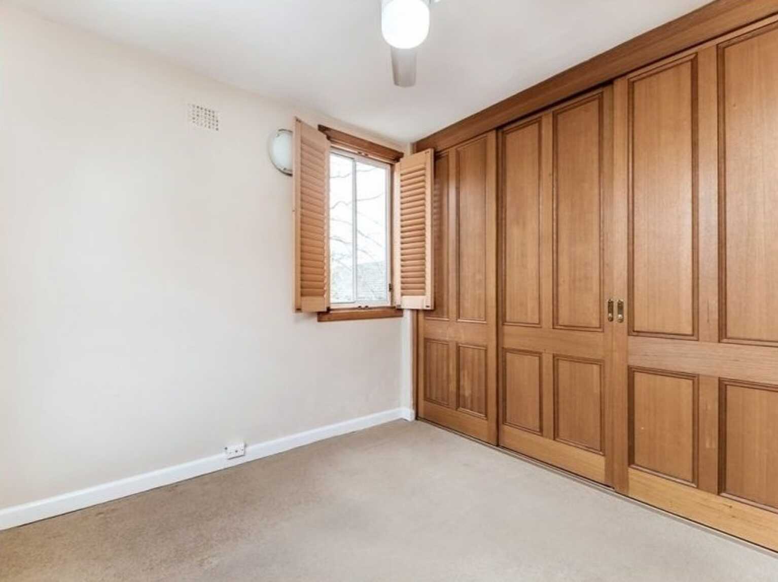 13/16 Military Road North Bondi