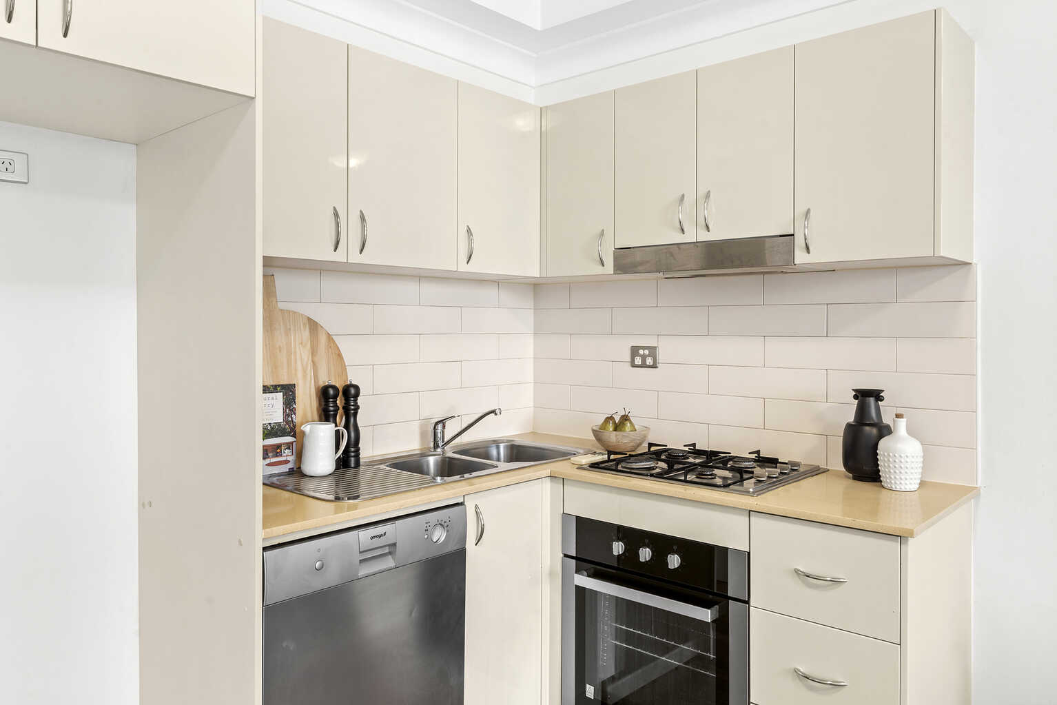 18/21 Regent Street Redfern