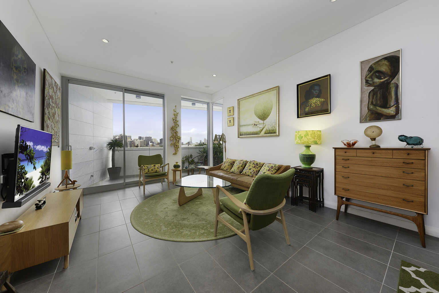 504/1B Lawson Square Redfern
