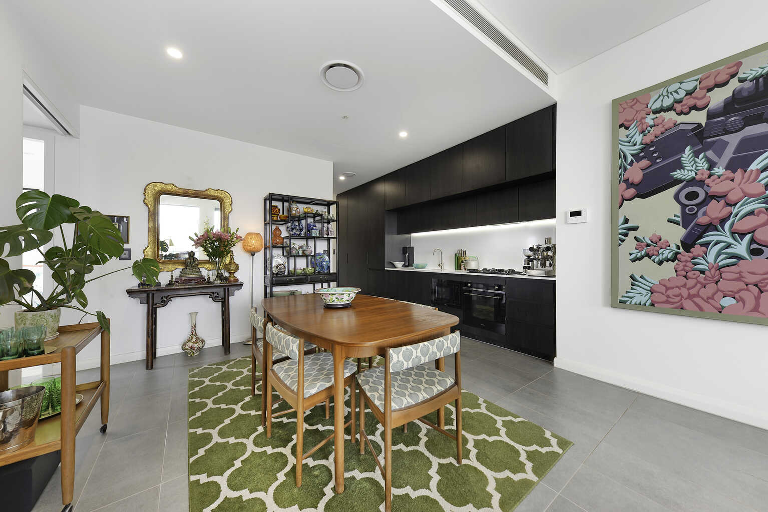 504/1B Lawson Square Redfern