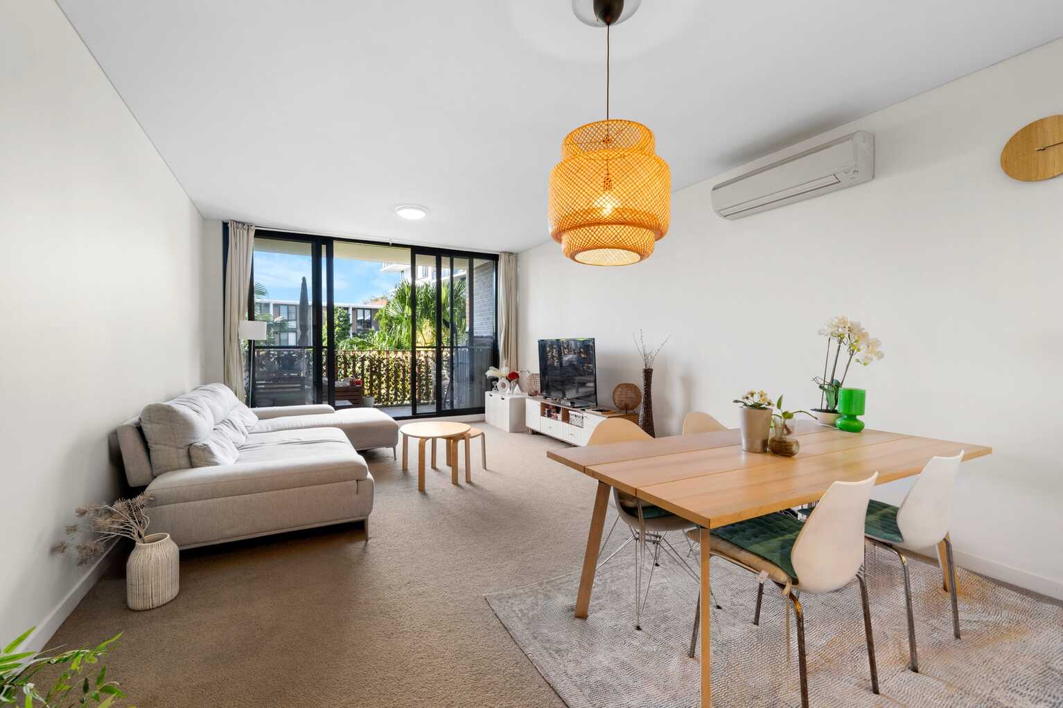 4202/50 Pemberton Street Botany
