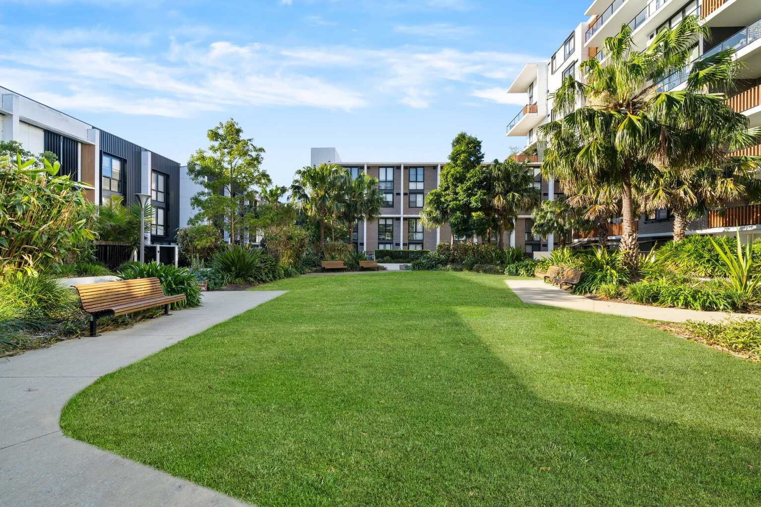4202/50 Pemberton Street Botany