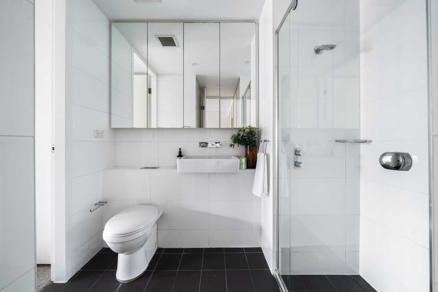 503D/250 Anzac Parade Kensington 503D/250 Anzac Parade Kensington