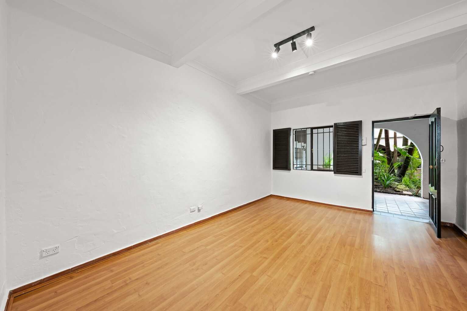 5/8 Phillip Street Redfern