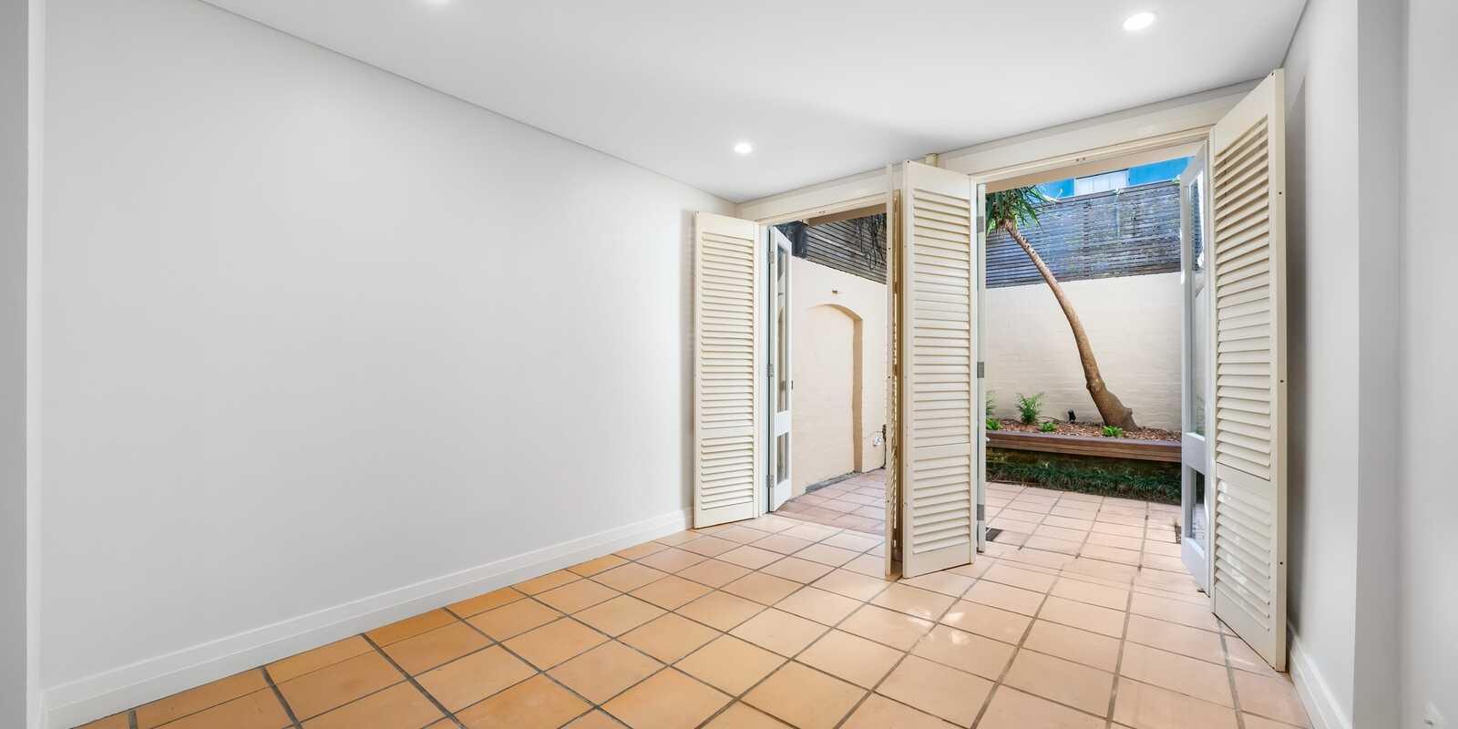 12 Palmer Lane Darlinghurst