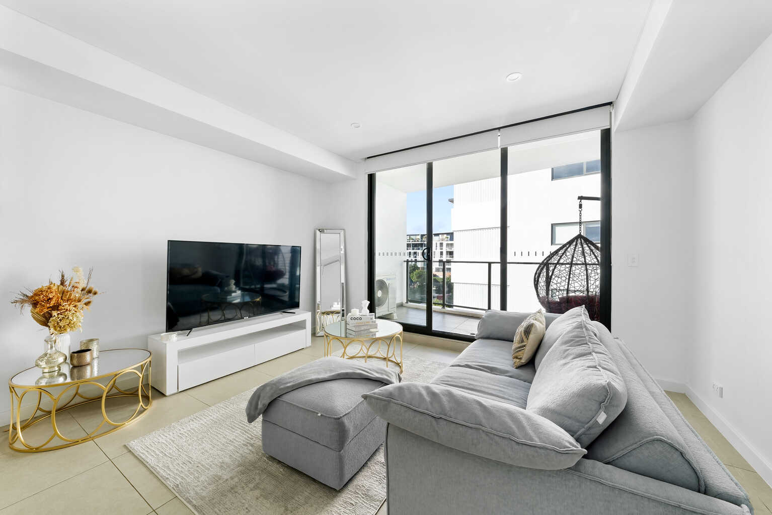 303/1 Madden Close Botany 303/1 Madden Close Botany