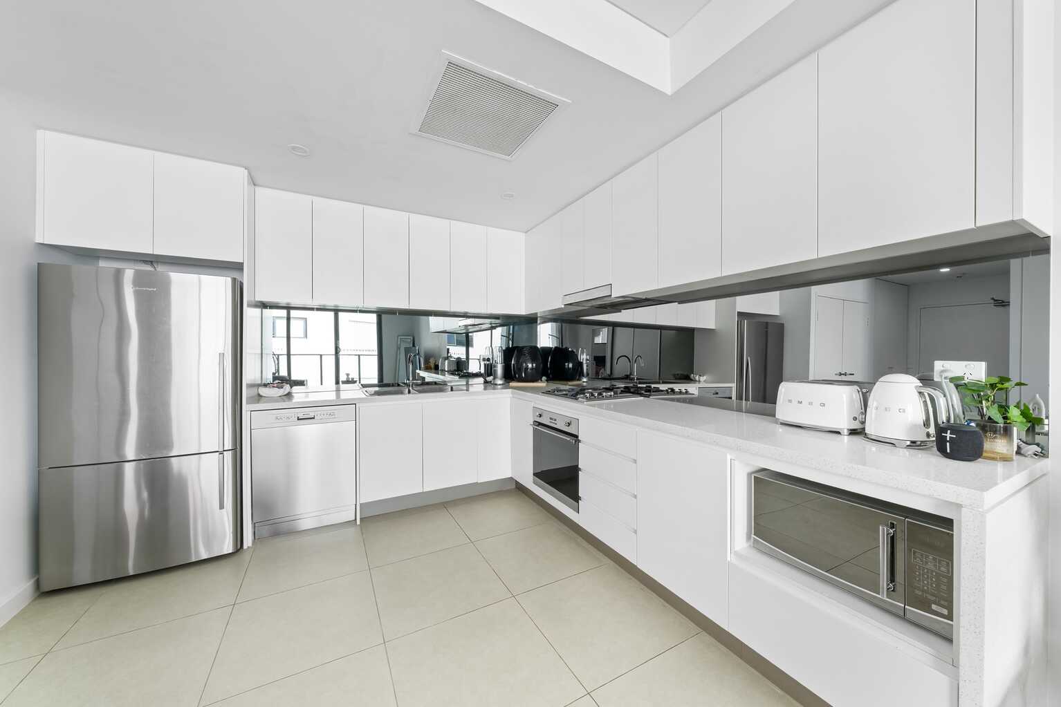 303/1 Madden Close Botany 303/1 Madden Close Botany