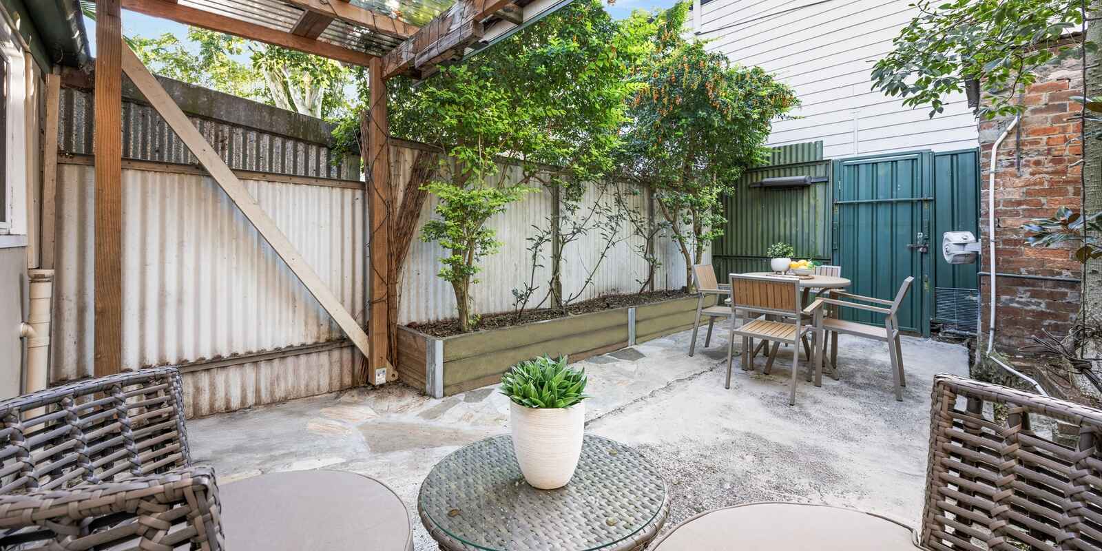 42 Alexander Street Alexandria