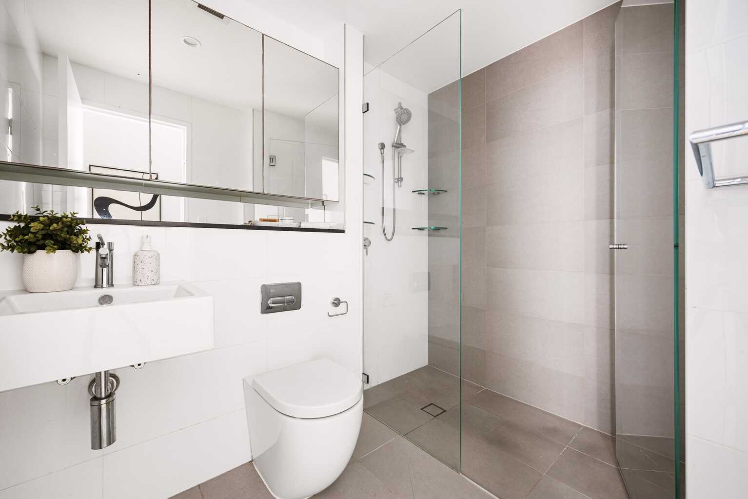 1/143 Botany Road Waterloo