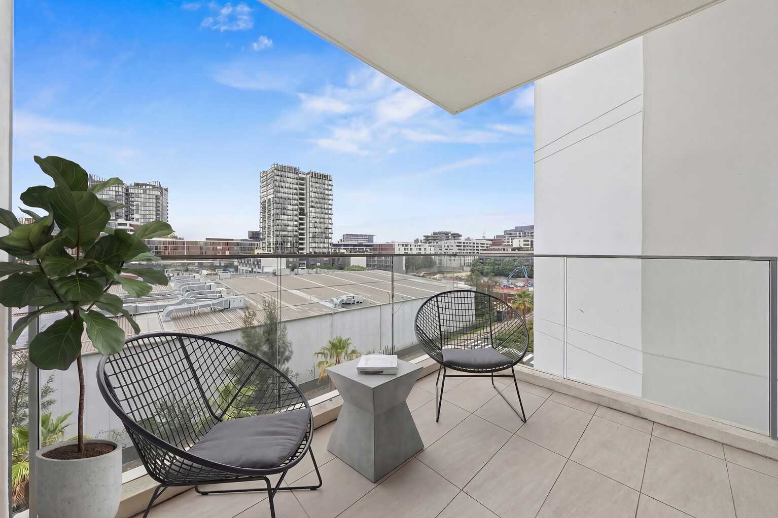 404/18 Gadigal Avenue Waterloo 404/18 Gadigal Avenue Waterloo