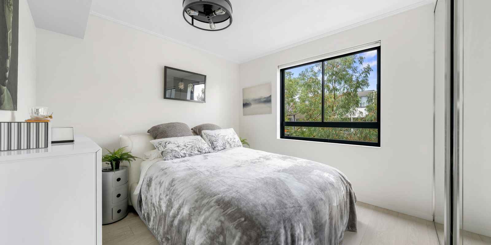 A402/11 Hunter Street Waterloo