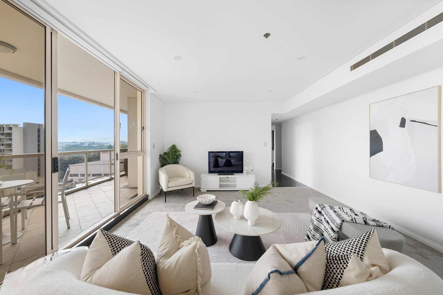 360/8 Lachlan Street Waterloo