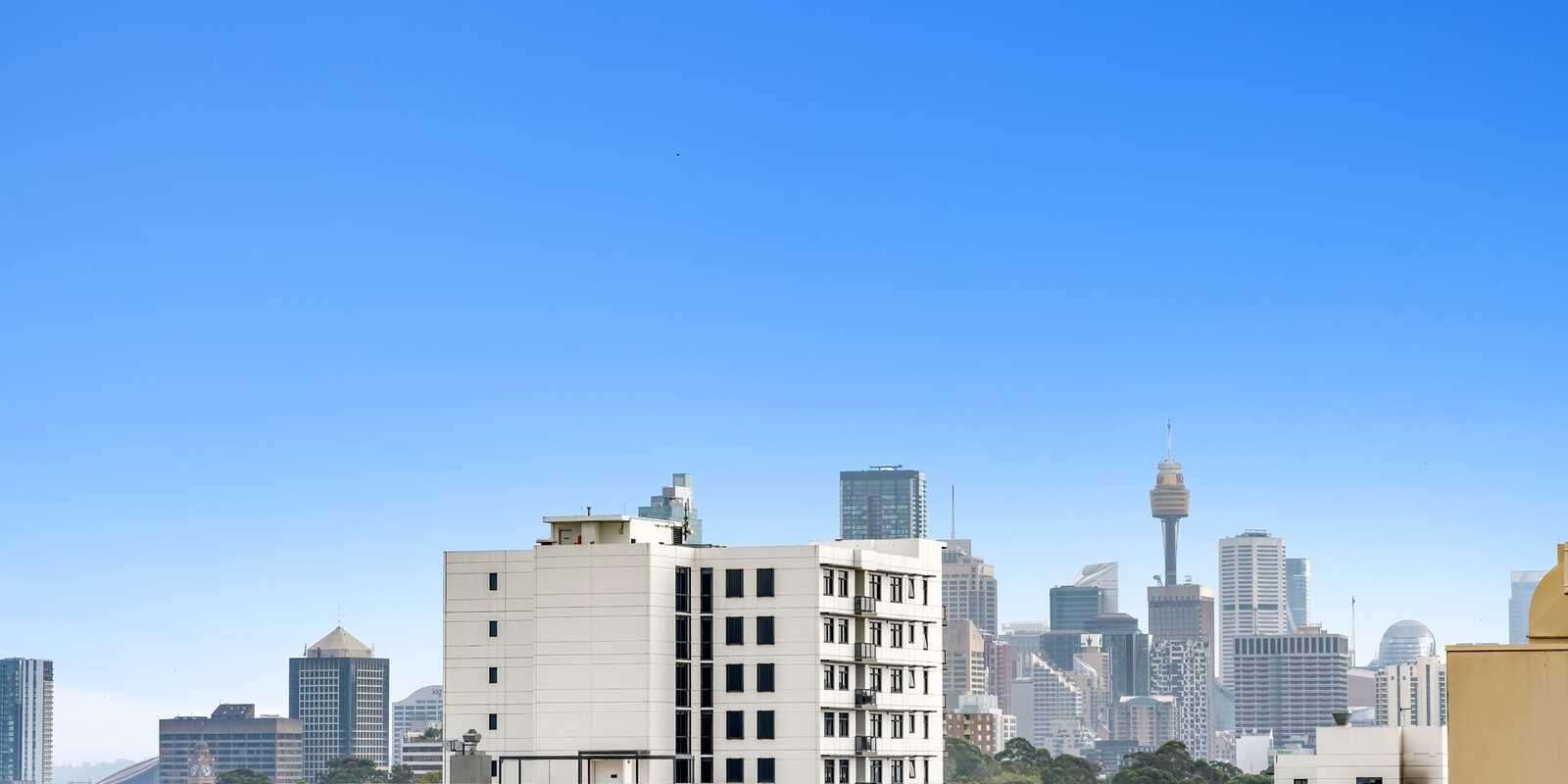 360/8 Lachlan Street Waterloo