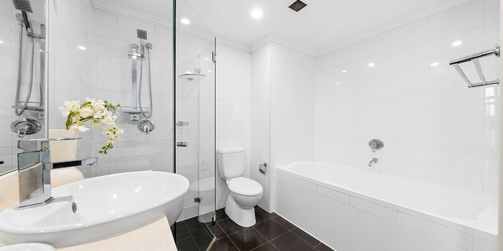 360/8 Lachlan Street Waterloo