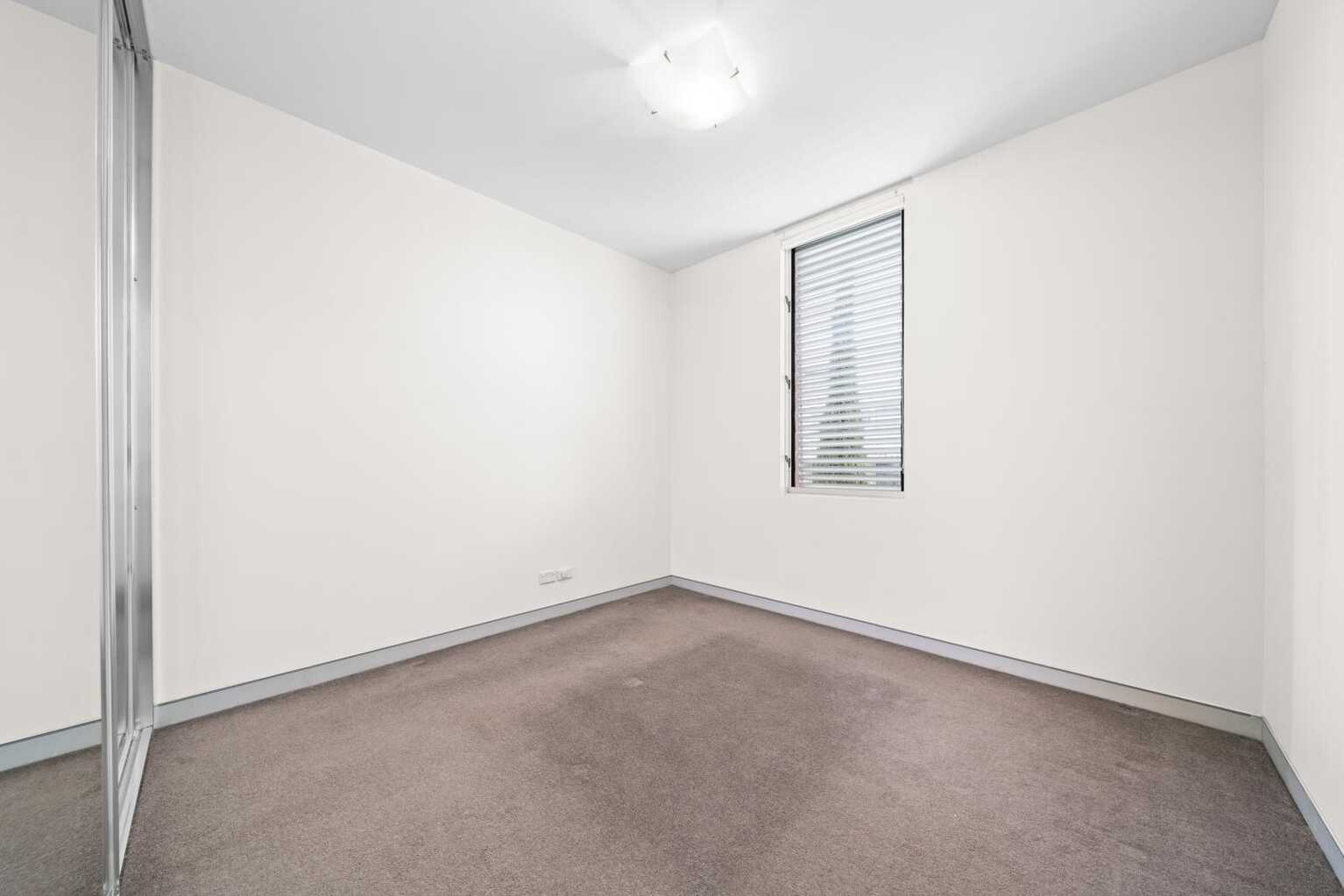 172/5 Queen Street Rosebery