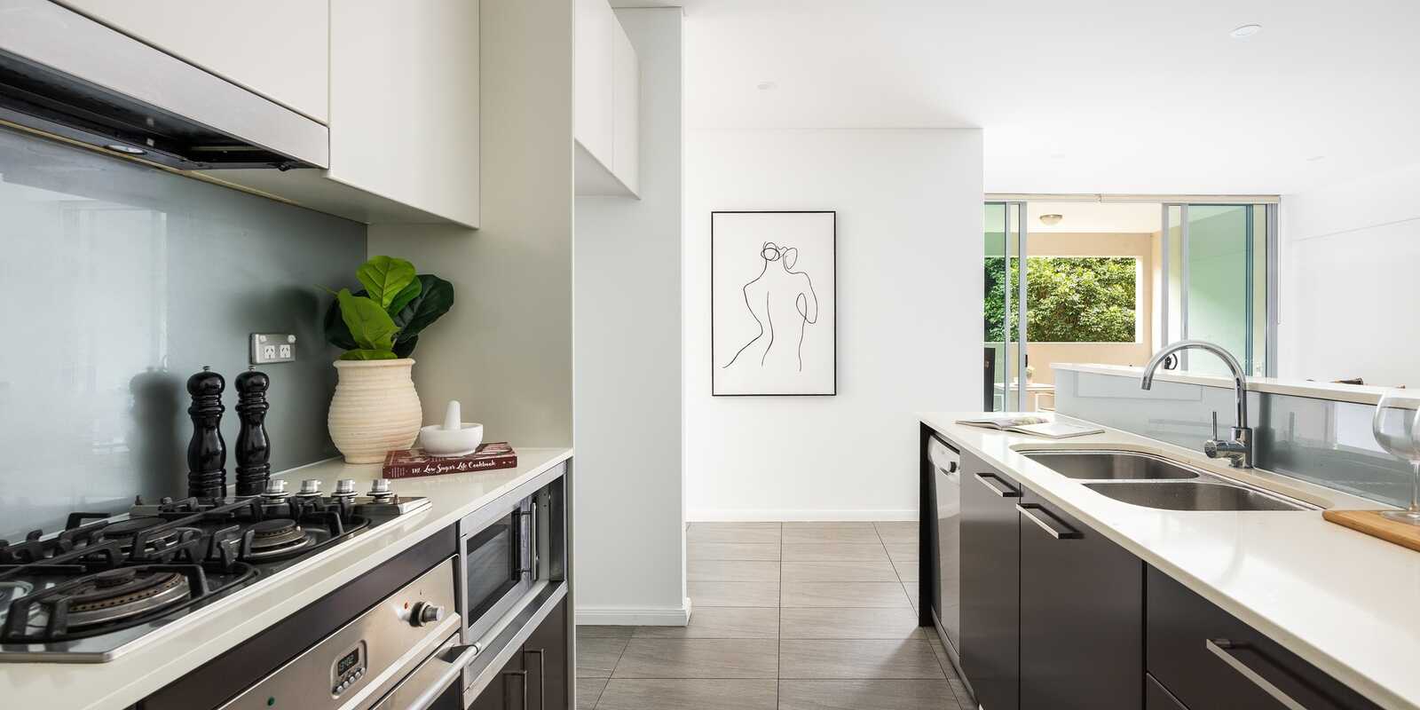 40/27 Wyndham Street Alexandria