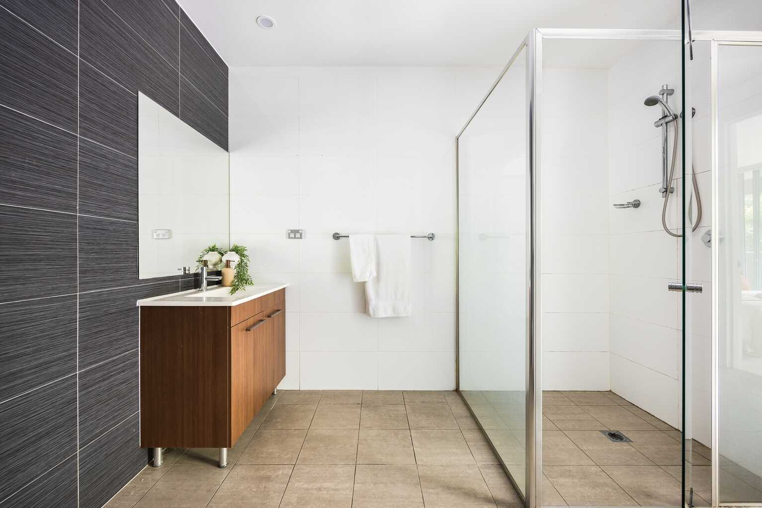 40/27 Wyndham Street Alexandria