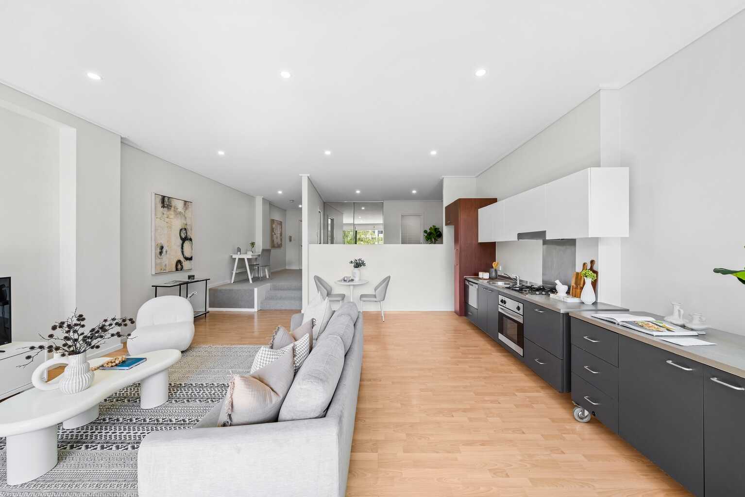 C33/240 Wyndham Street Alexandria