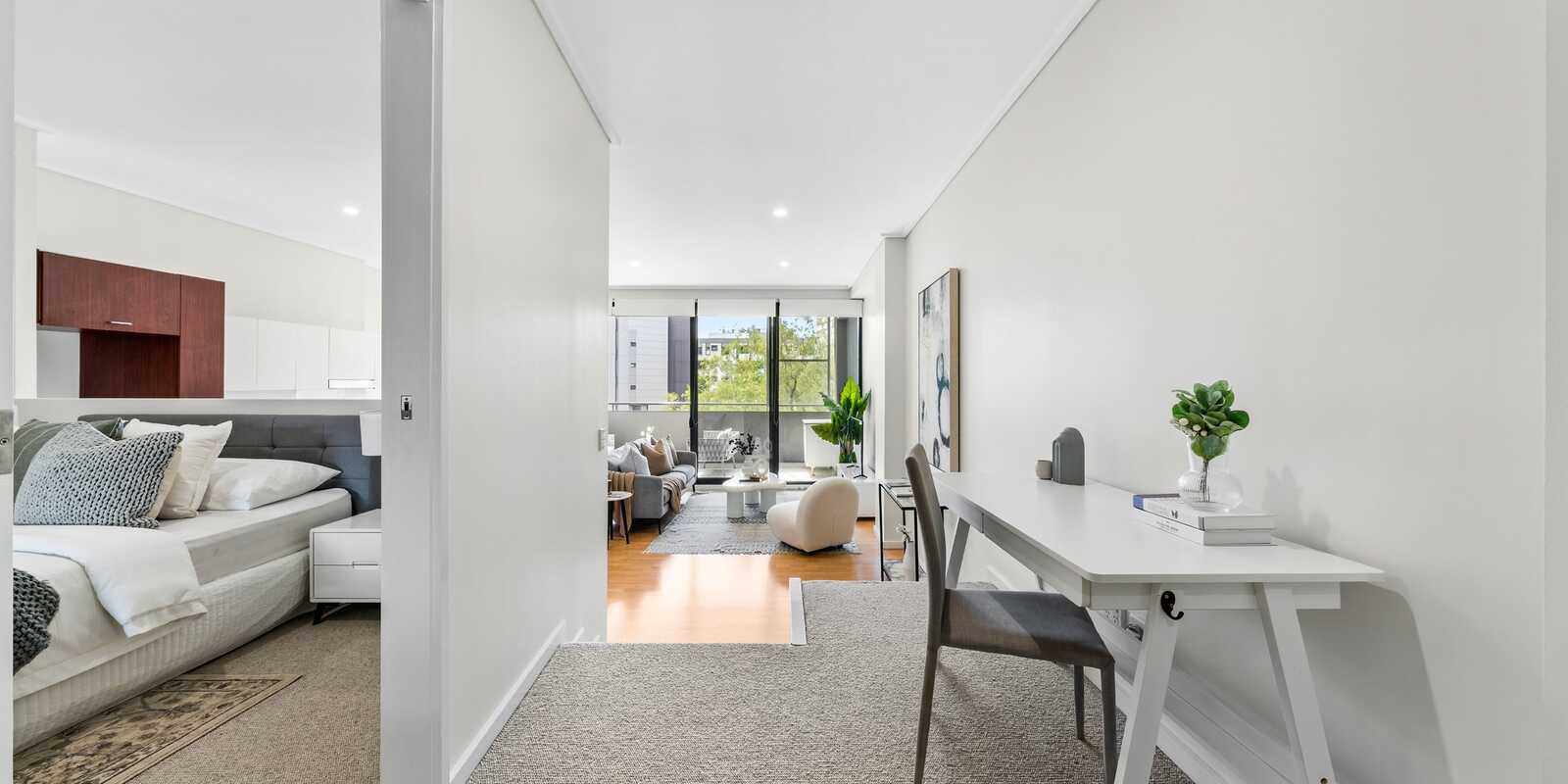 C33/240 Wyndham Street Alexandria