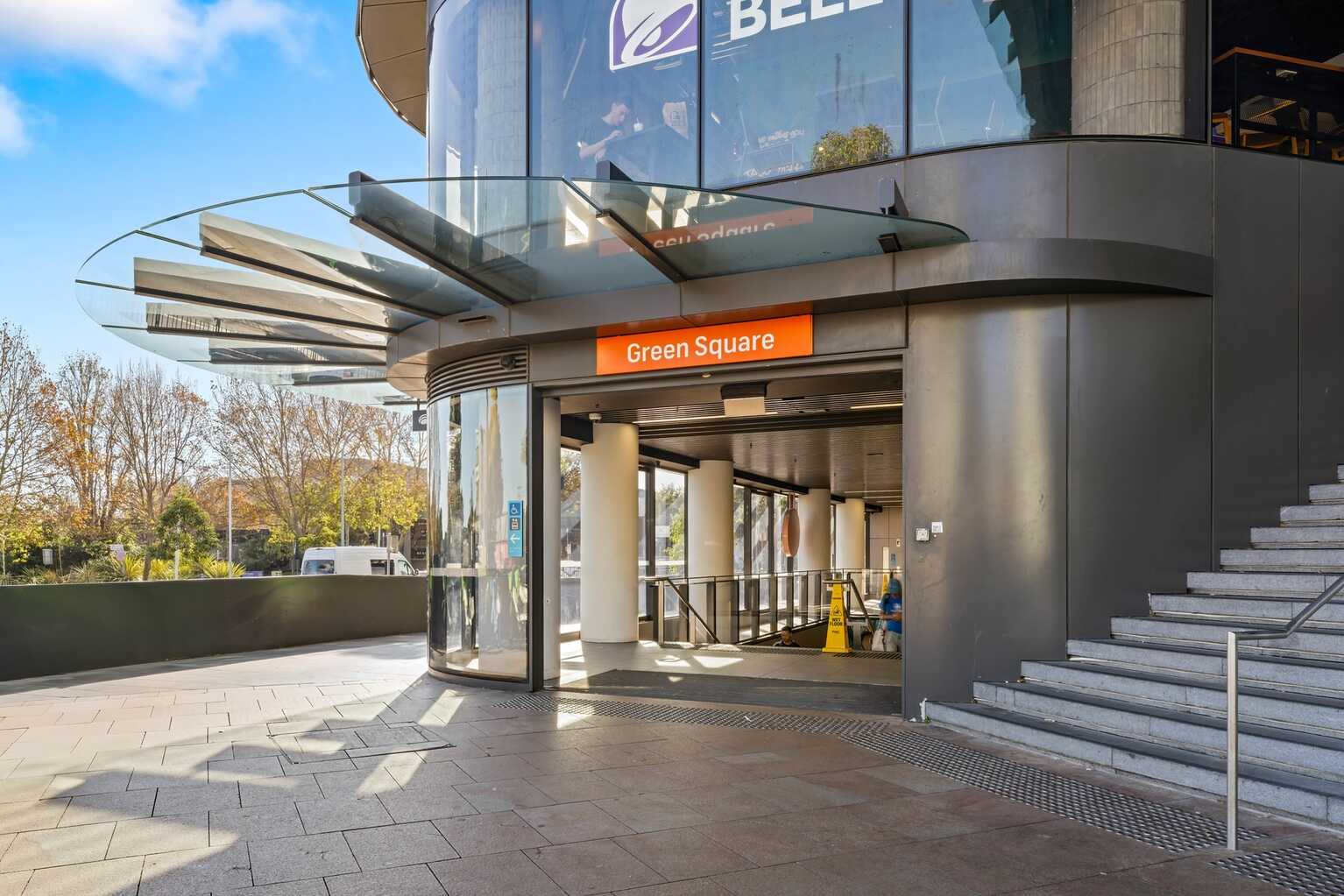 C33/240 Wyndham Street Alexandria