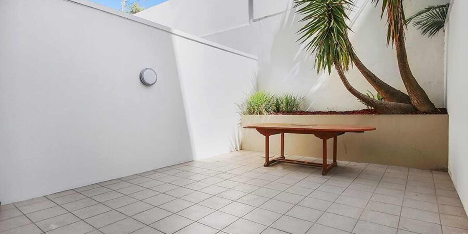 G358/221 Sydney Park Road Erskineville