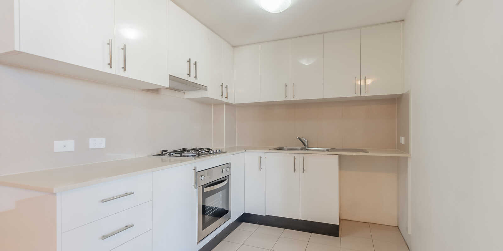 19/1 Kensington Street Kogarah