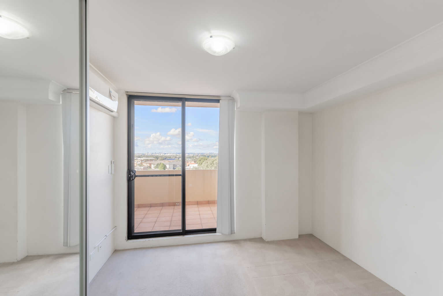 19/1 Kensington Street Kogarah