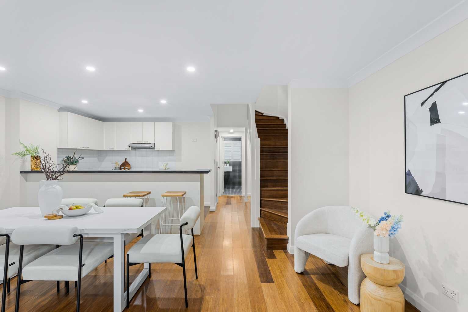 5/2 Kensington Mews Waterloo