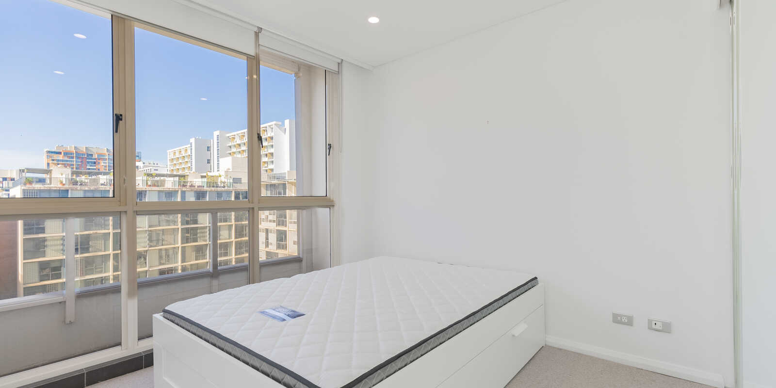 314/8 Lachlan Street Waterloo