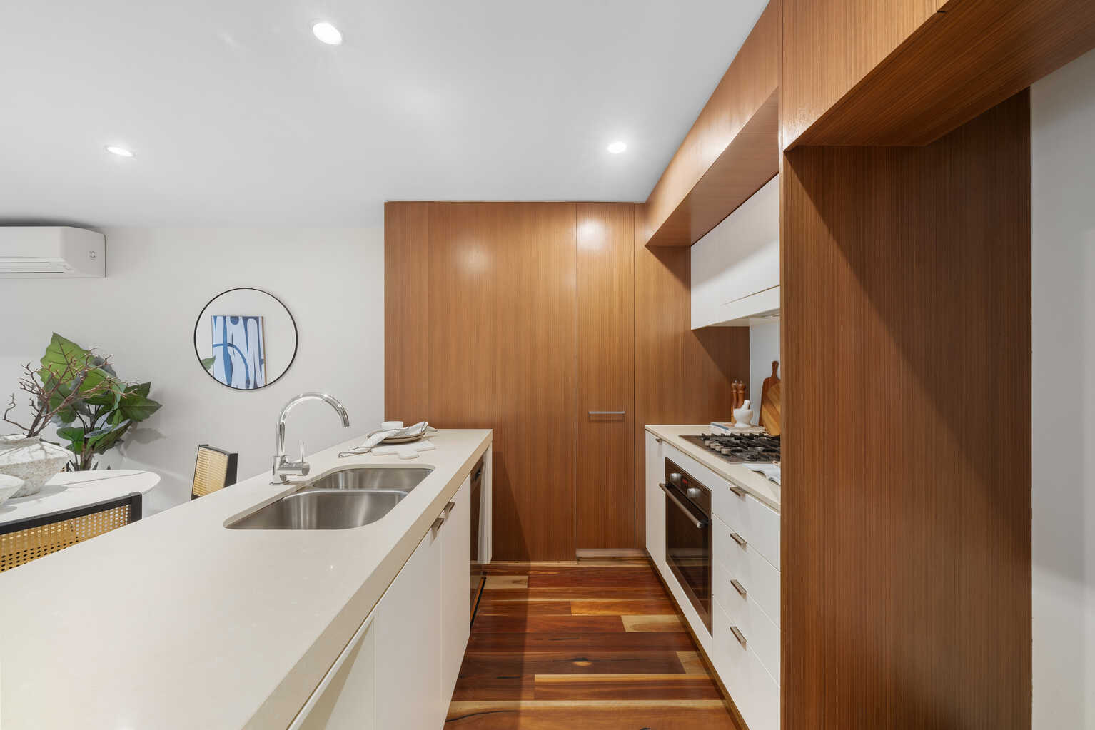 7/6 Archibald Avenue Waterloo