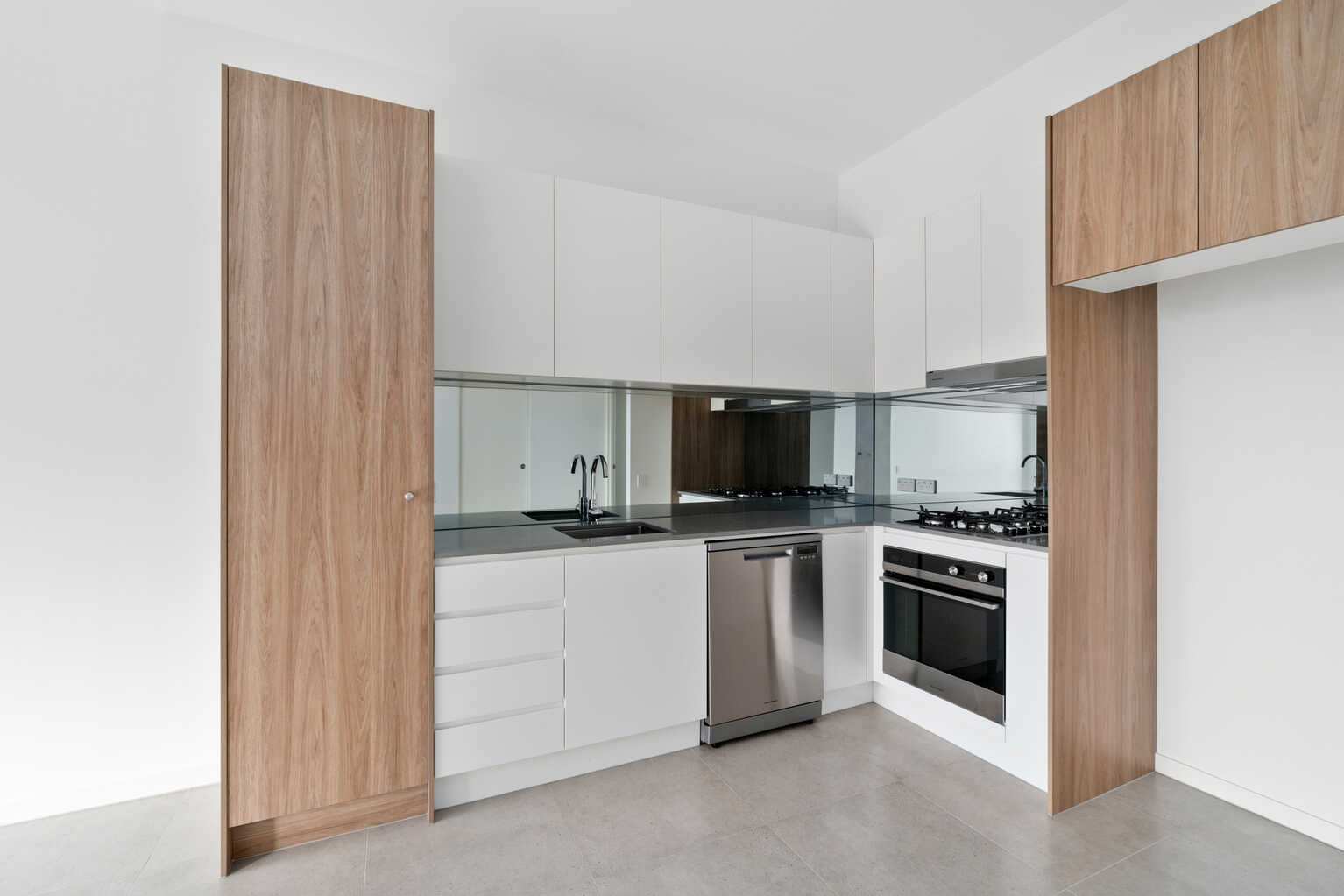 G05/10-20 McEvoy Street Waterloo