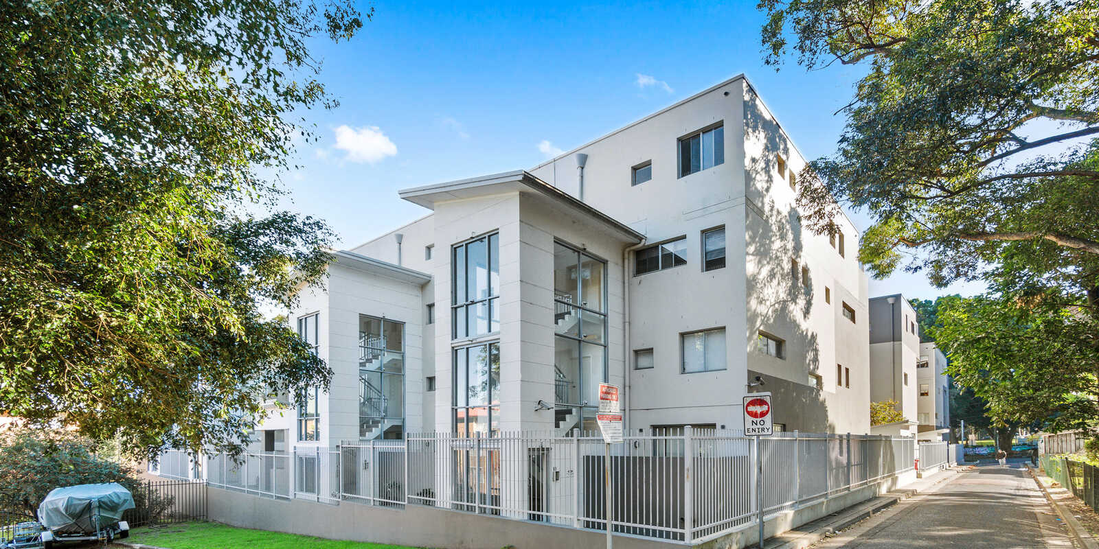 43/110 Wellington Street Waterloo