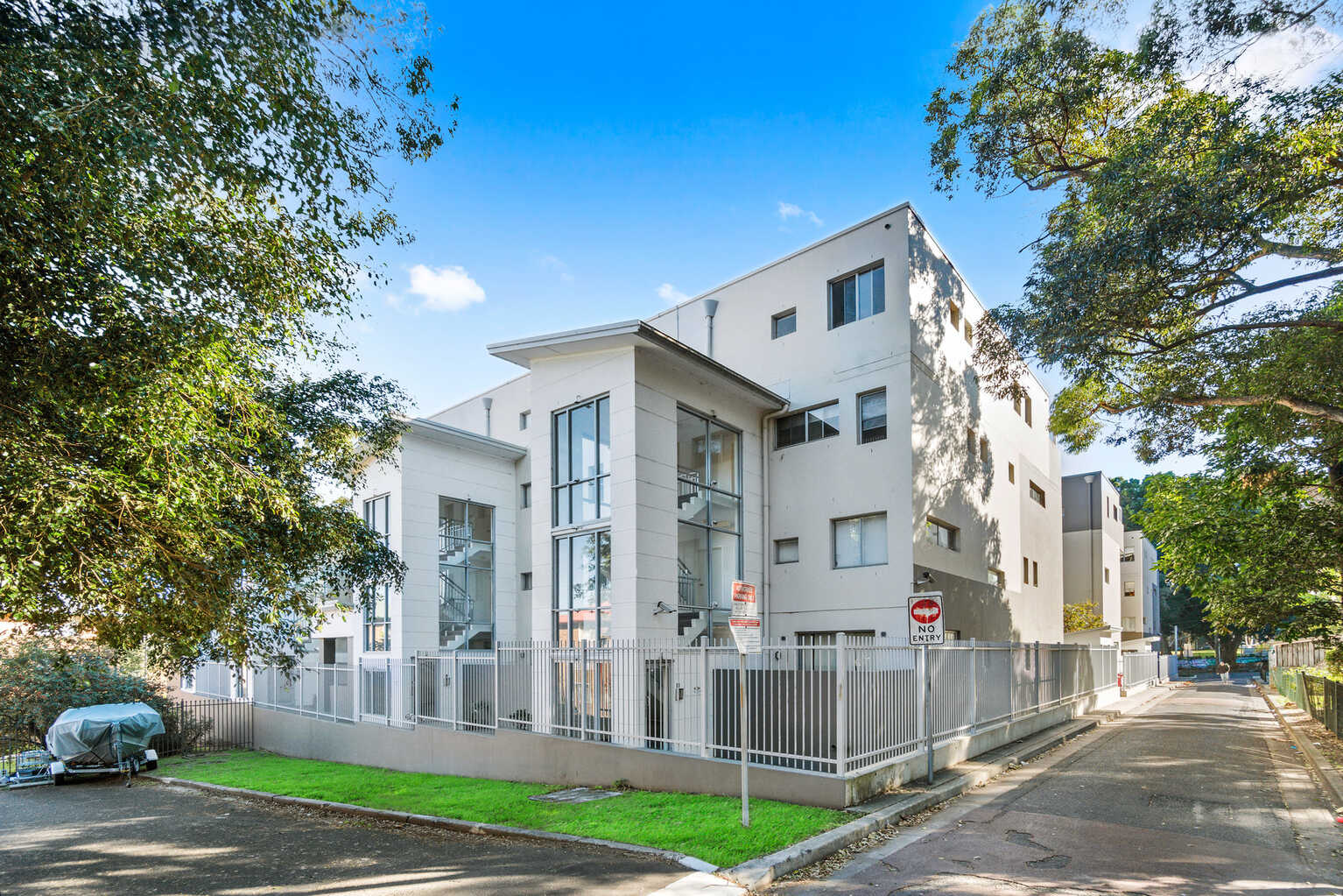 43/110 Wellington Street Waterloo