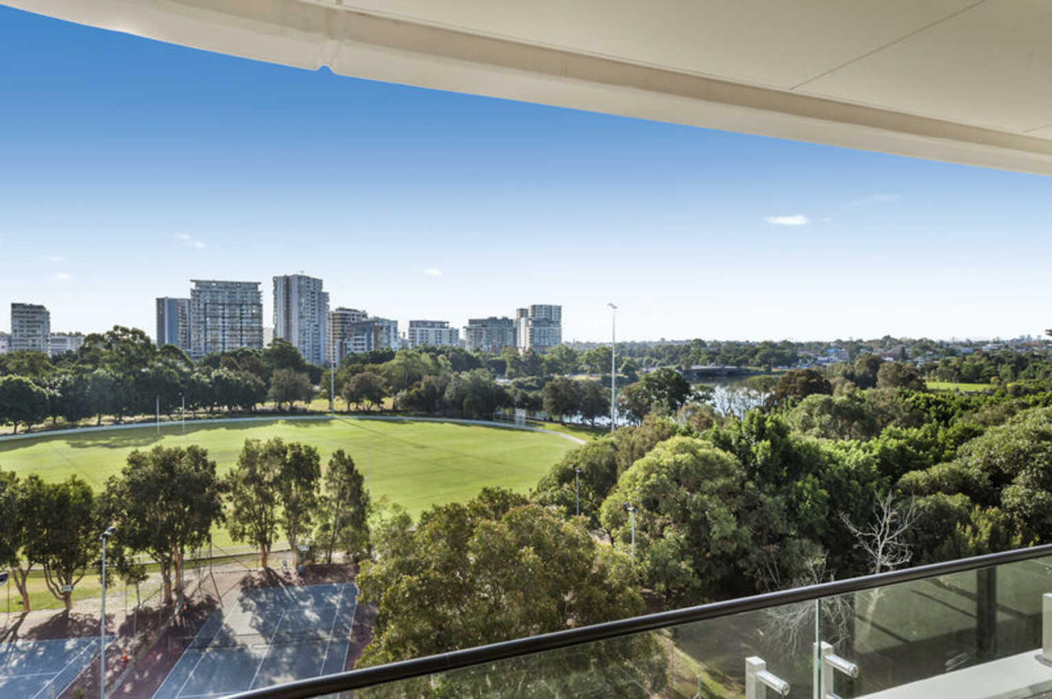 B610/24 Levey Street Wolli Creek