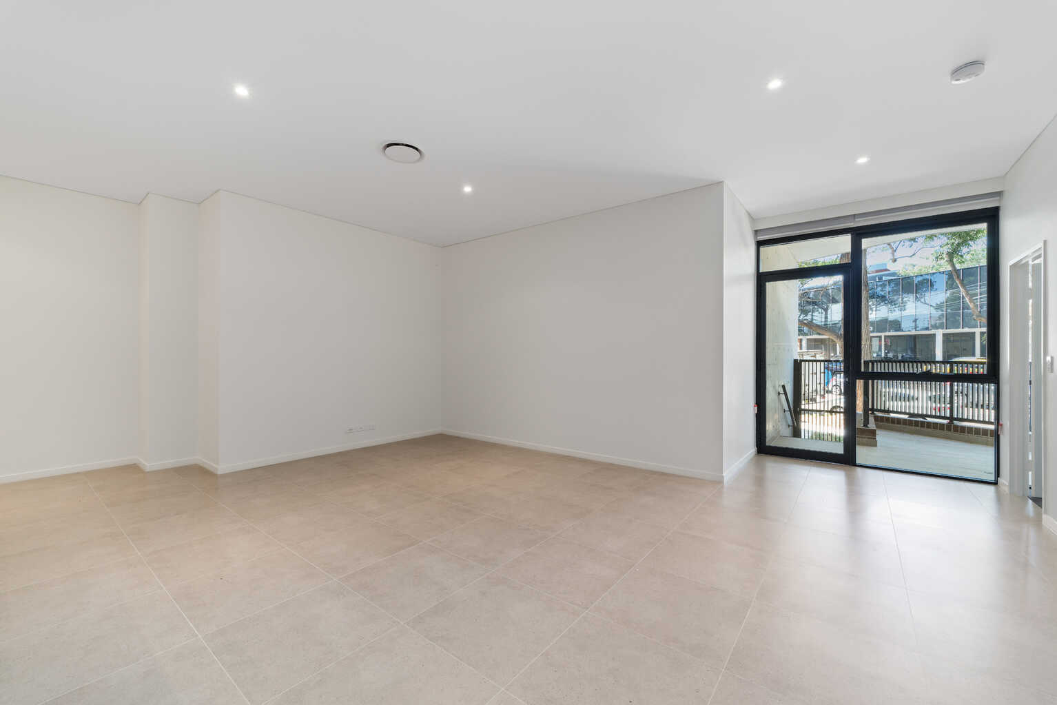 G11/10-20 McEvoy Street Waterloo