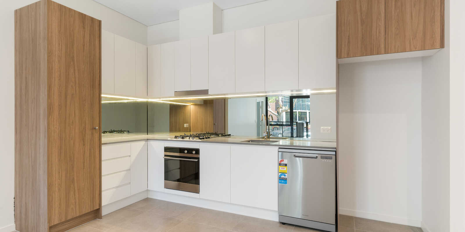 G11/10-20 McEvoy Street Waterloo