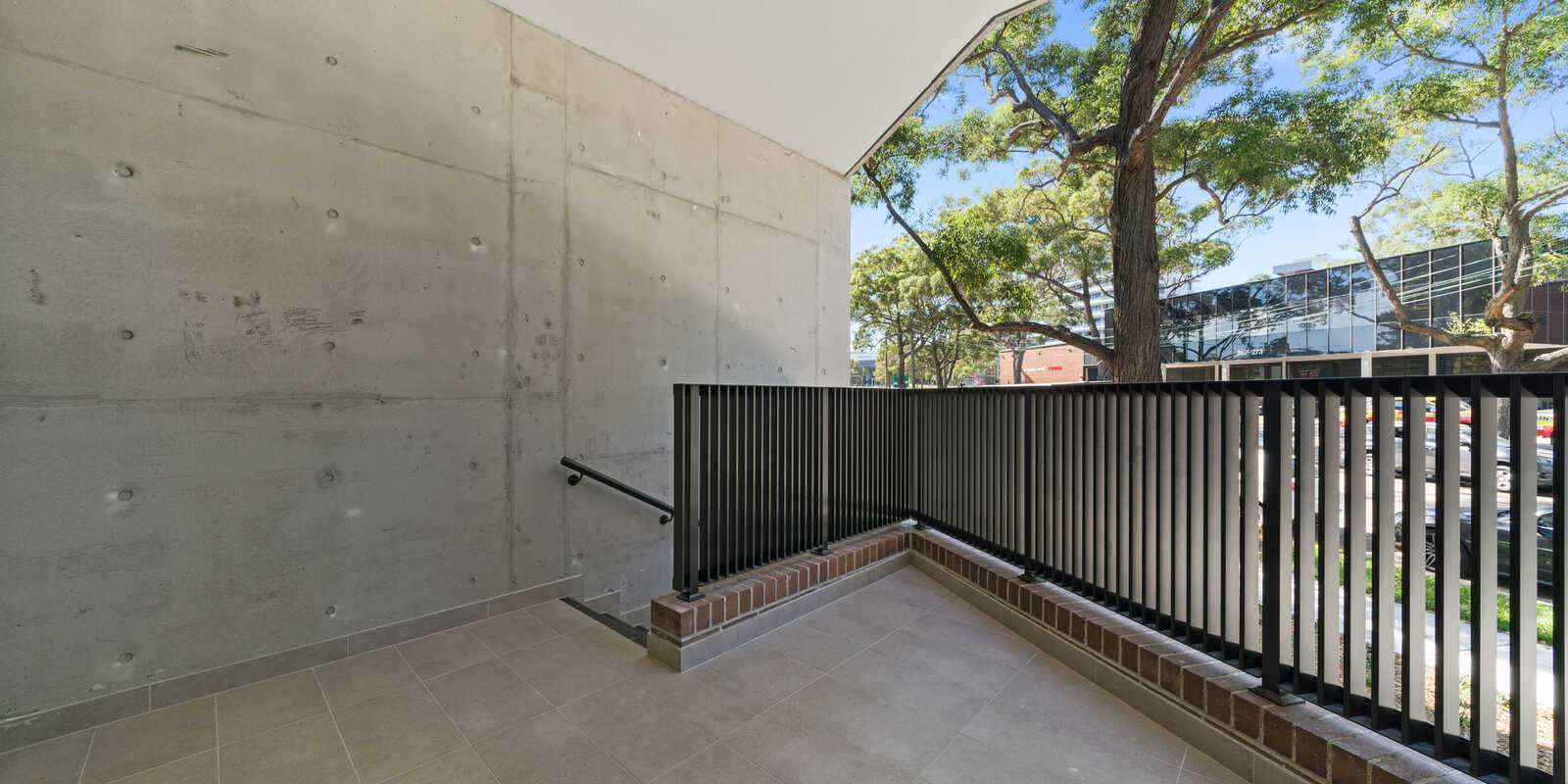 G11/10-20 McEvoy Street Waterloo