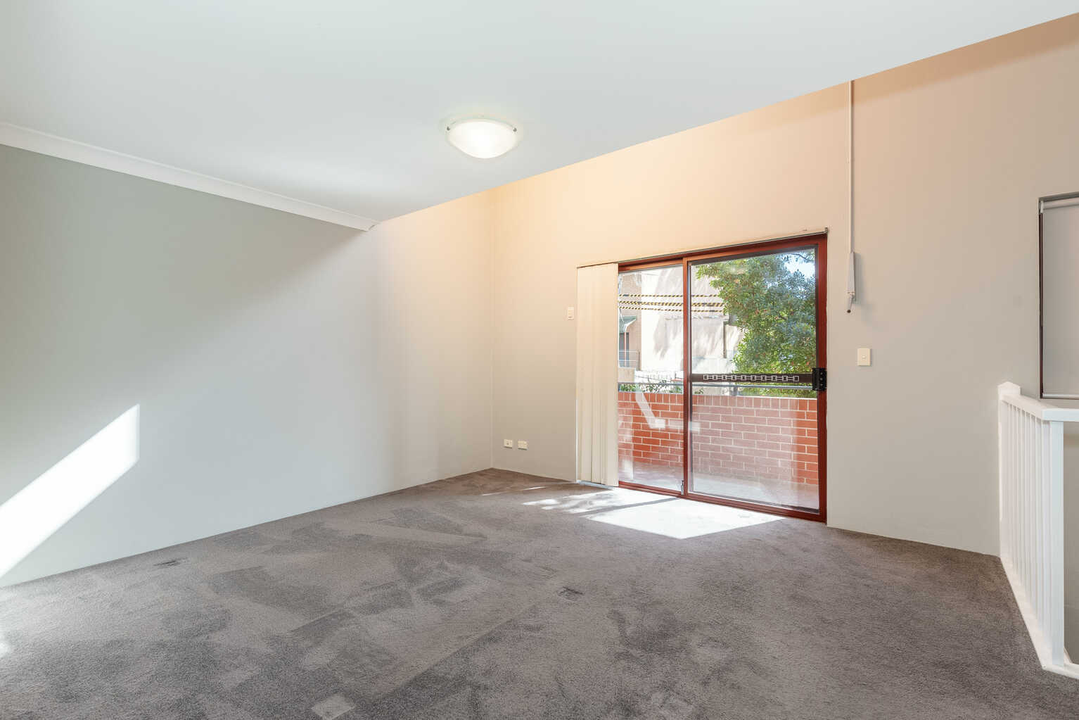 2/76 Kellick Street Waterloo