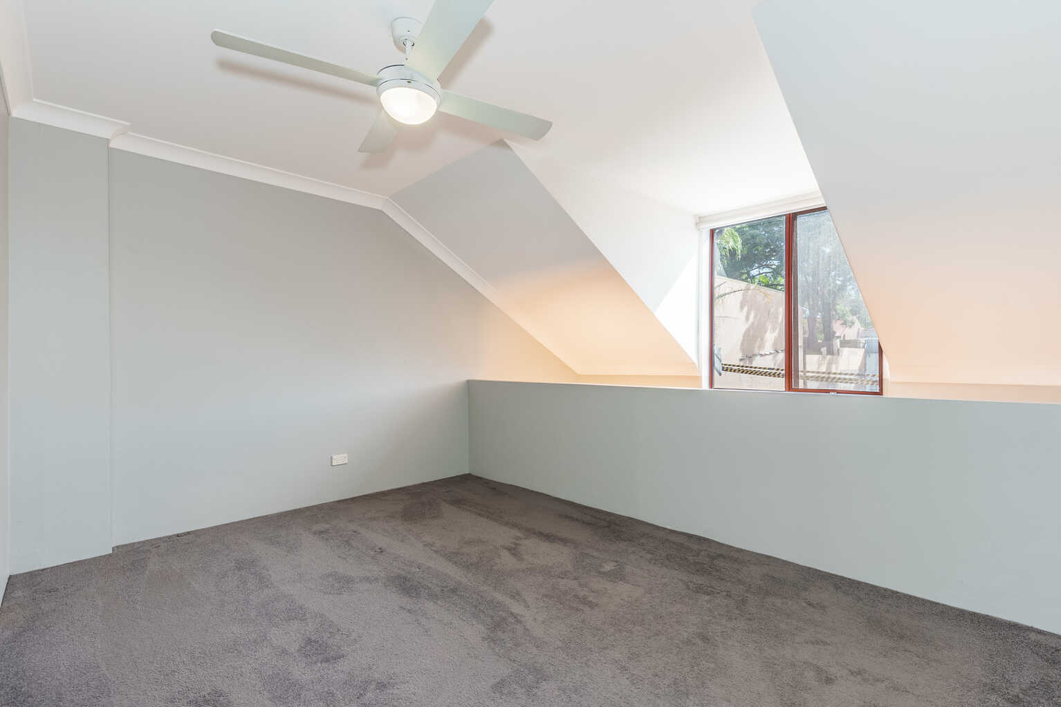 2/76 Kellick Street Waterloo