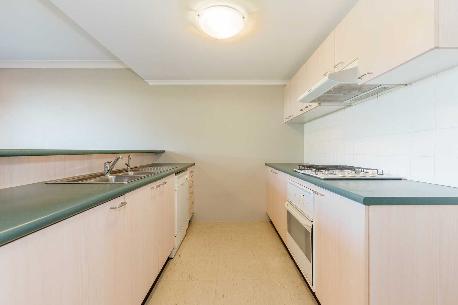 2/76 Kellick Street Waterloo