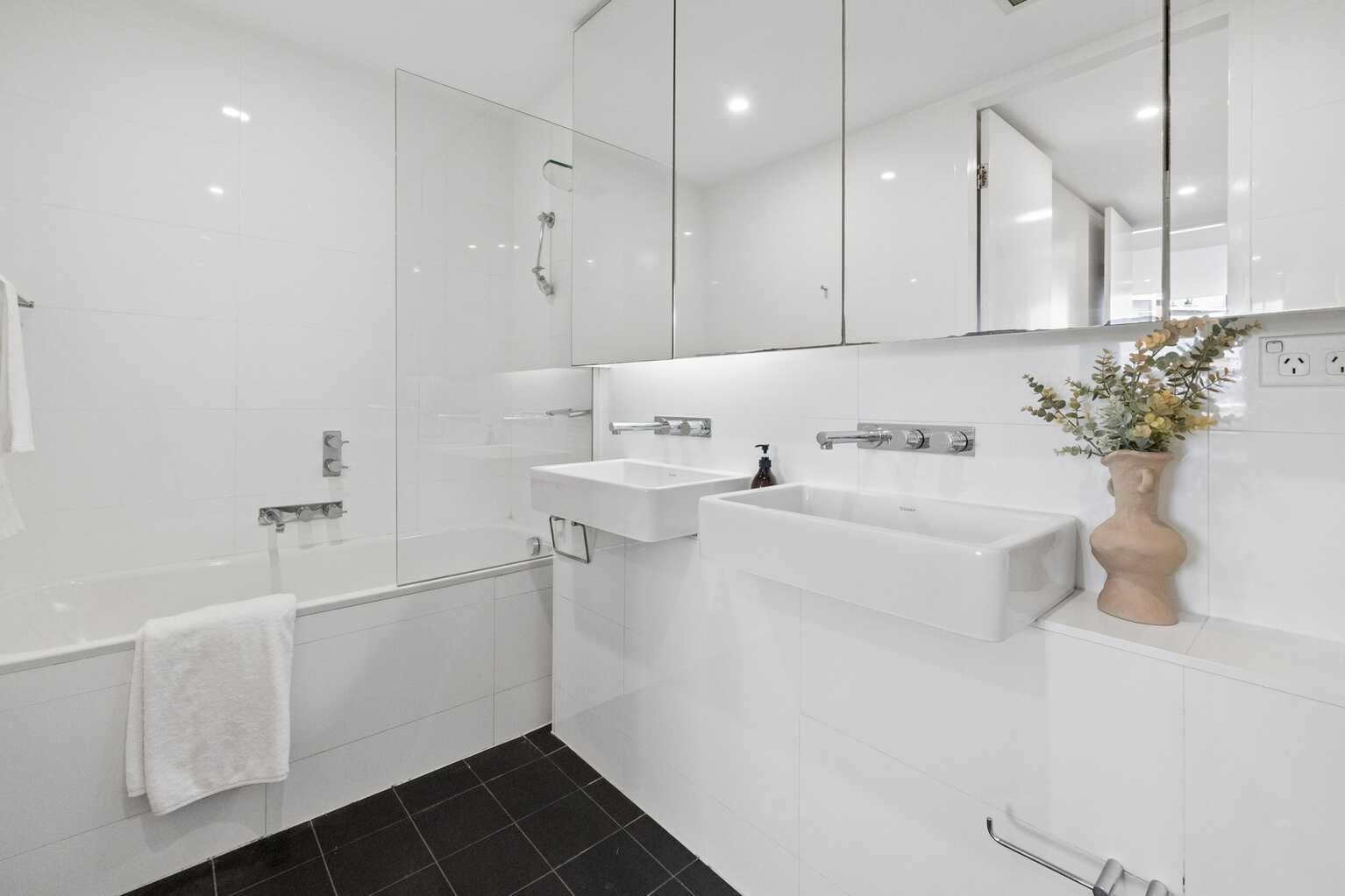 703A/264 Anzac Parade Kensington