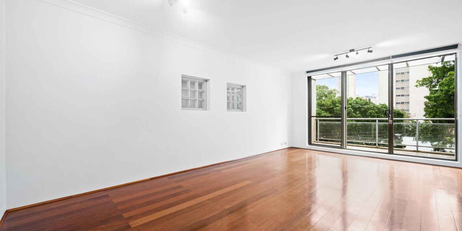 16/110 Wellington Street Waterloo