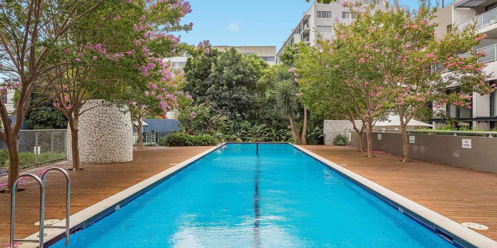 C33/240 Wyndham Street Alexandria