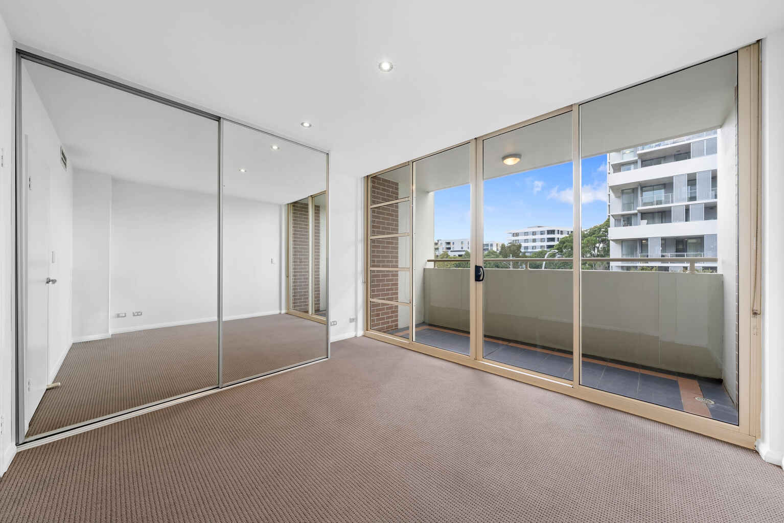 18/109-123 O'Riordan Street Mascot