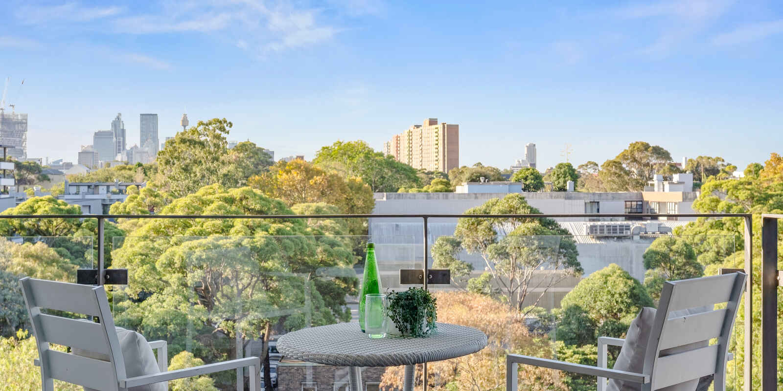 432/2-4  Powell Street Waterloo