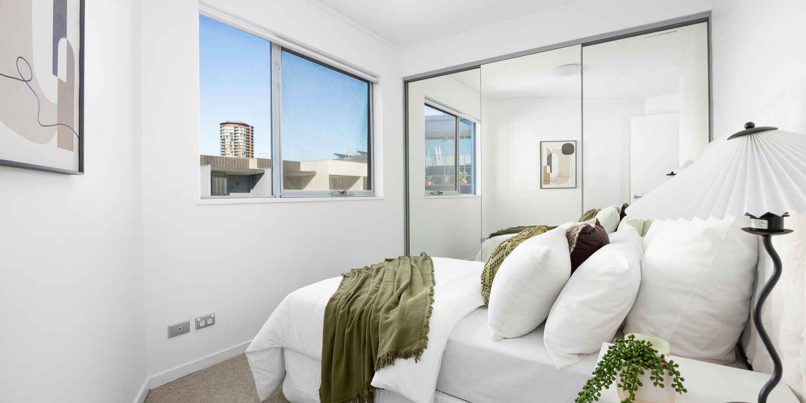 432/2-4  Powell Street Waterloo