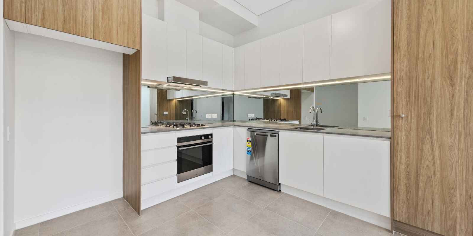 G06/10-20 McEvoy Street Waterloo