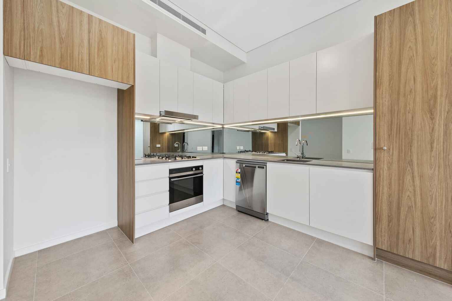 G06/10-20 McEvoy Street Waterloo