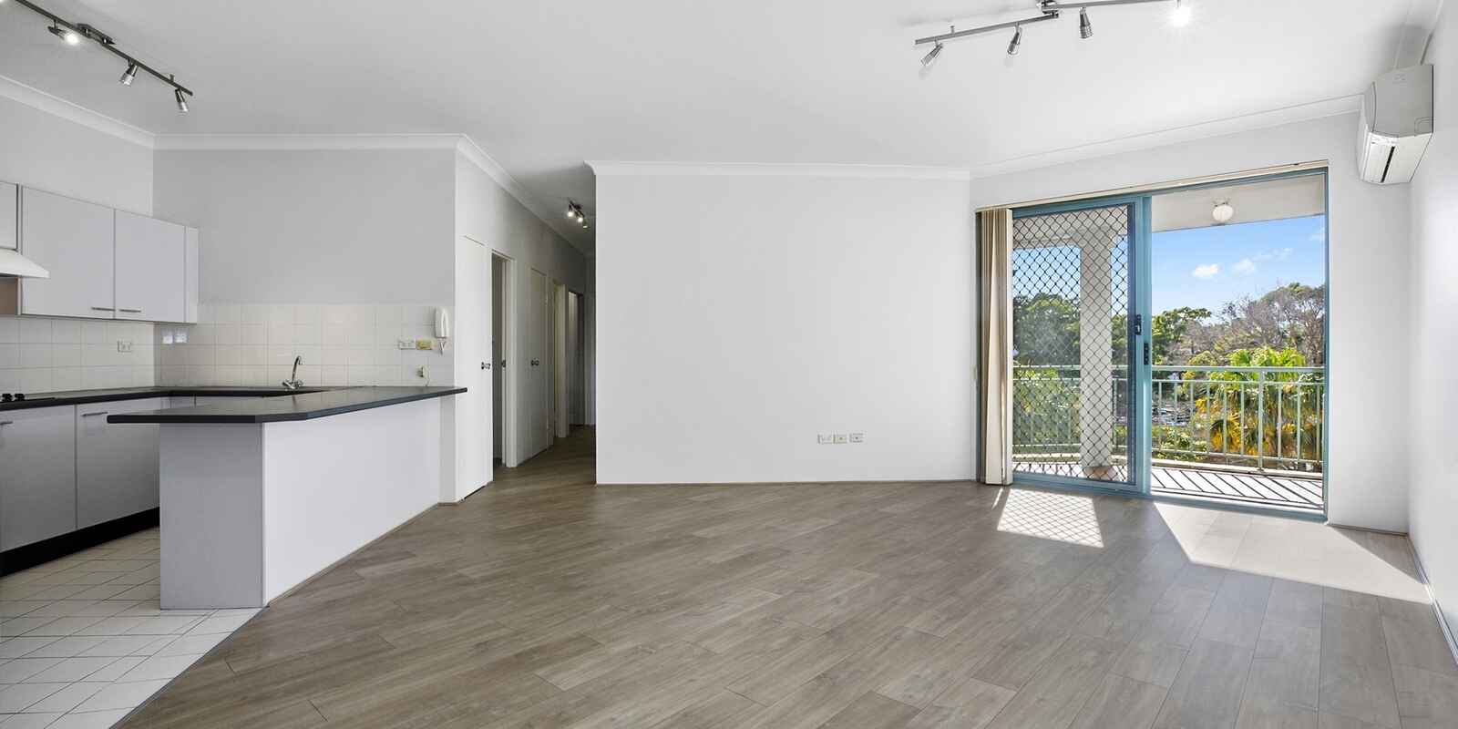 31/6-22 High Street Mascot