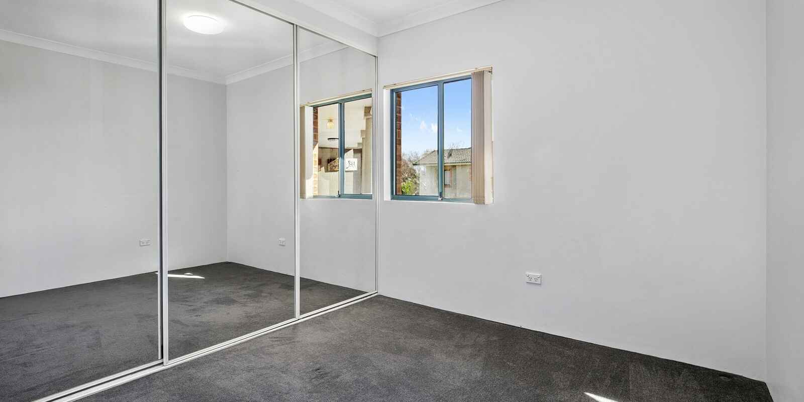 31/6-22 High Street Mascot